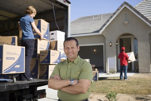 Strong cartons and wrapping materials suited to Waterloo apartment and business moves